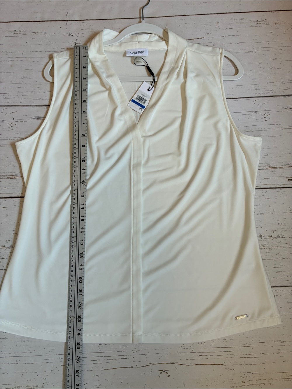Calvin Klein Ivory/Cream Sleeveless V-Neck Pullover Top, sz XL, NWT - Picture 9 of 12